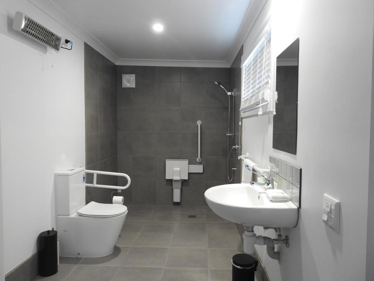 Lake Holiday park 3*