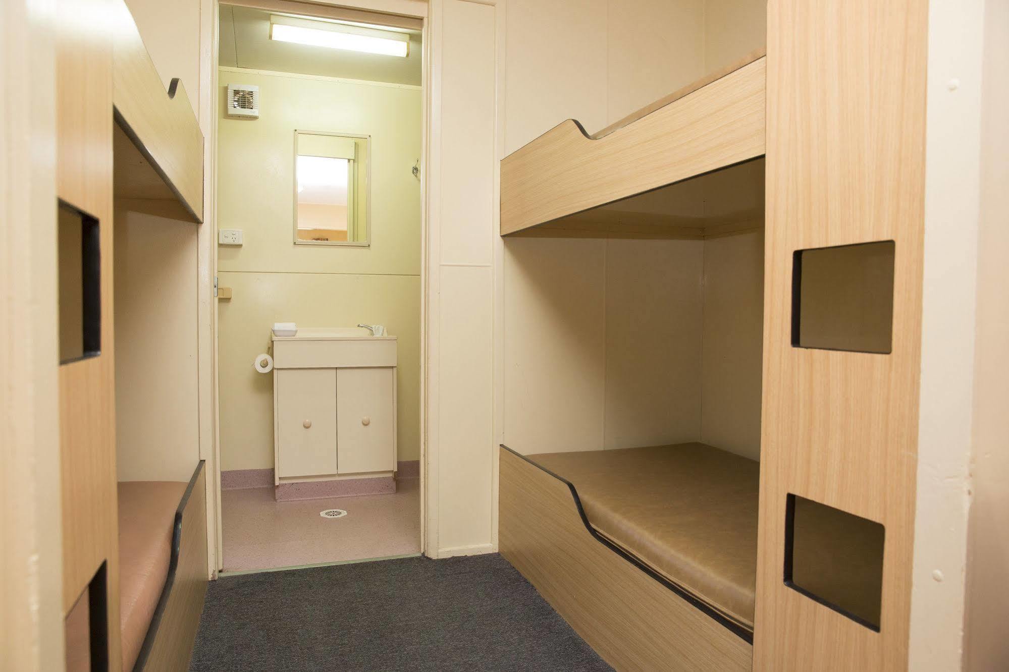 Lake Holiday park 3*